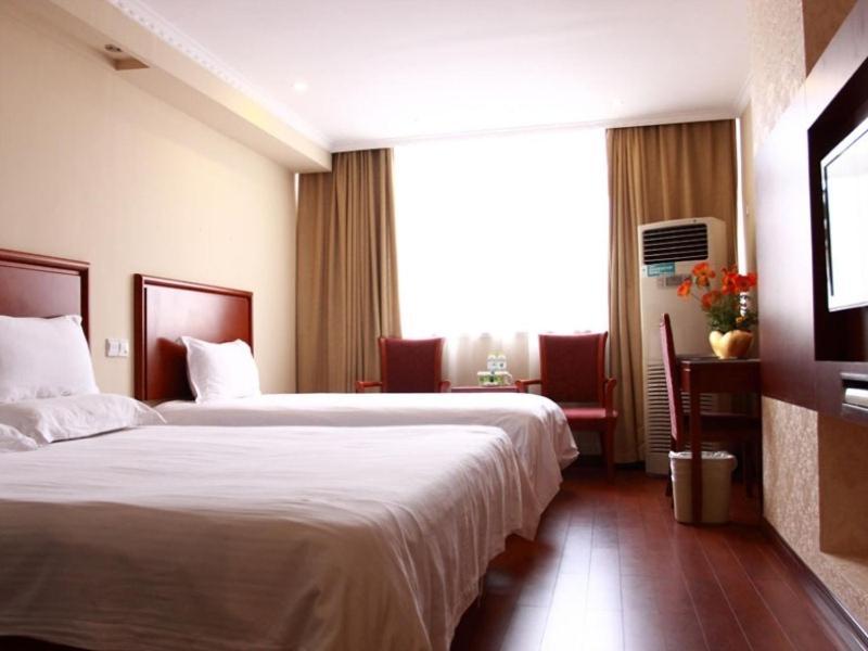 הואהי'אן Greentree Inn Jiangsu Huaian Chuzhou Avenue Business Hotel מראה חיצוני תמונה