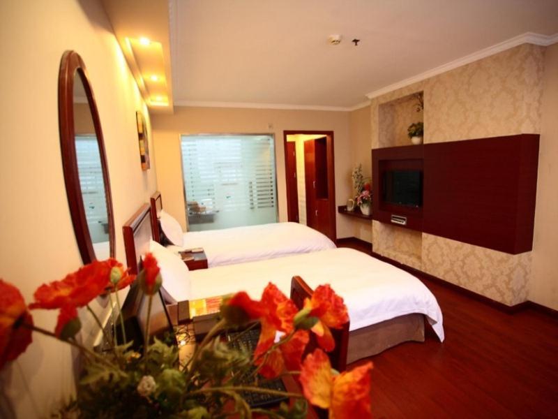 הואהי'אן Greentree Inn Jiangsu Huaian Chuzhou Avenue Business Hotel מראה חיצוני תמונה
