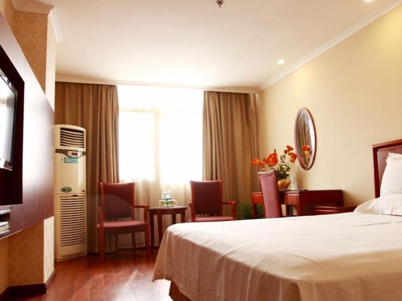 הואהי'אן Greentree Inn Jiangsu Huaian Chuzhou Avenue Business Hotel מראה חיצוני תמונה