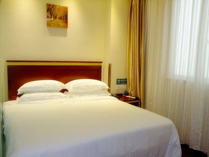 הואהי'אן Greentree Inn Jiangsu Huaian Chuzhou Avenue Business Hotel מראה חיצוני תמונה