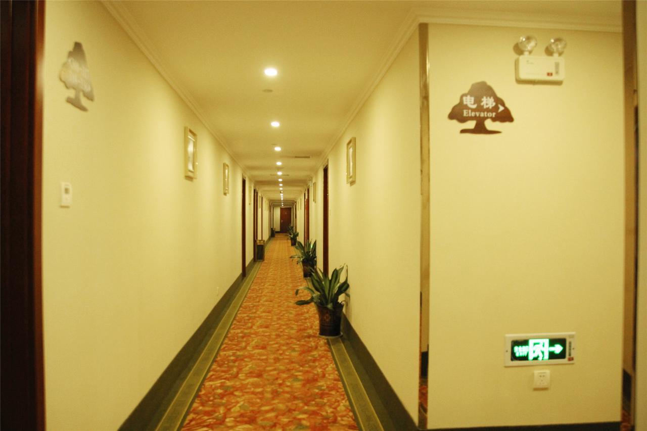 הואהי'אן Greentree Inn Jiangsu Huaian Chuzhou Avenue Business Hotel מראה חיצוני תמונה