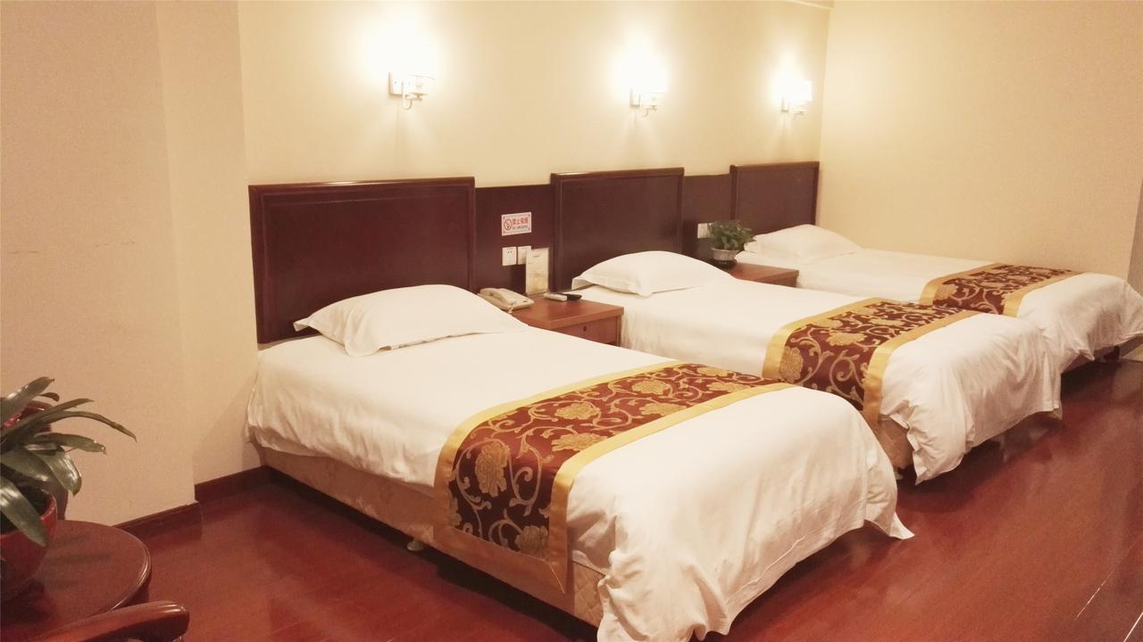 הואהי'אן Greentree Inn Jiangsu Huaian Chuzhou Avenue Business Hotel מראה חיצוני תמונה
